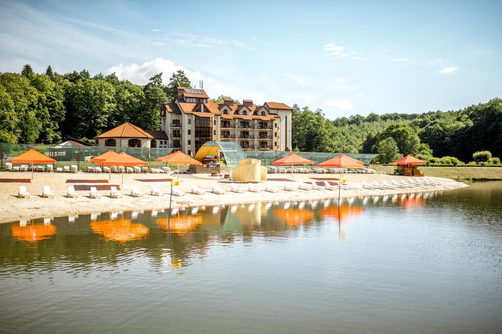 Buhta Vikingiv Hotell Vodniki Exteriör bild